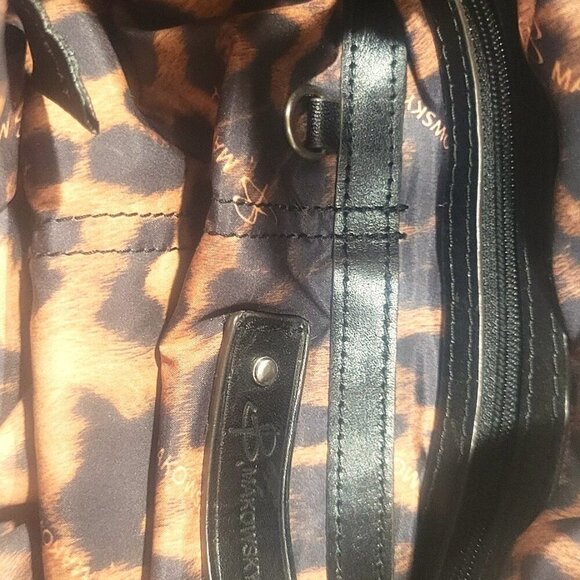 B-Makowski Black Buckled Shoulder Bag - Mixed Leather/Fabric - Picture 12 of 16